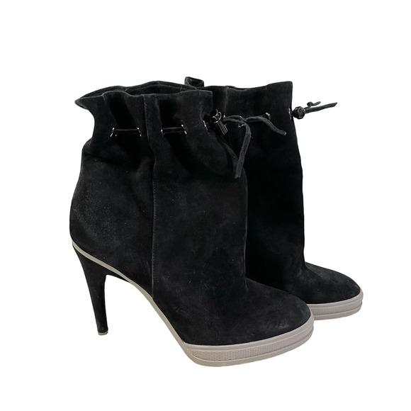 BCBGMAXAZRIA Womens Black Drawstring Real Rabbit Fur Stiletto Heel Boots Size 8M - Picture 1 of 12